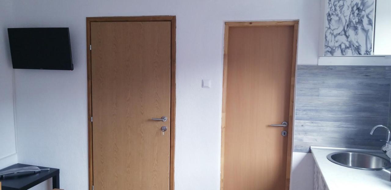 Studio Apartman Sajra كولين فاكوف المظهر الخارجي الصورة